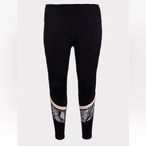 NWOT Torrid Active Leggings - Snakeskin Print - Size 1 (14/16)